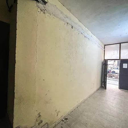 One Bedroom 1172 Apartment