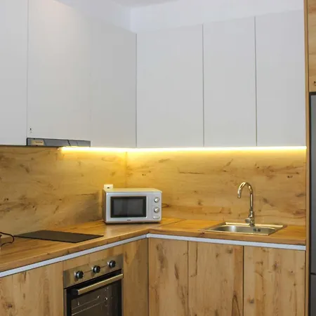 Apartment One Bedroom 1172 *