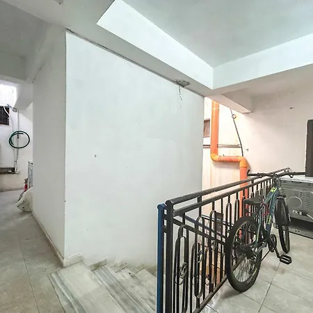 One Bedroom 1172
