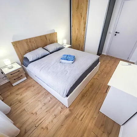 One Bedroom 1172 * Durres