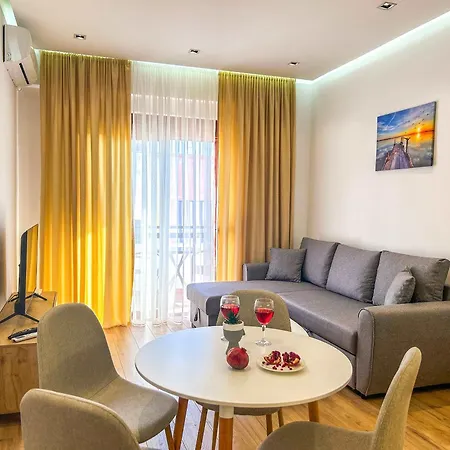 One Bedroom 1172 Apartment